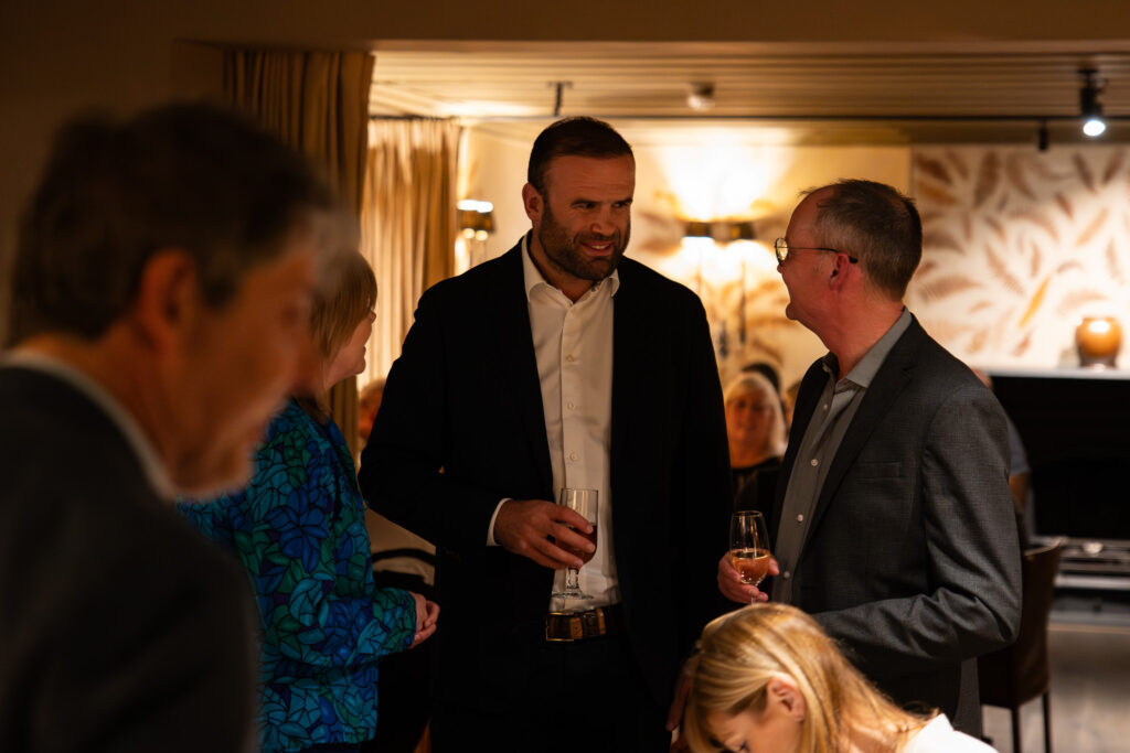 AW_03437-Enhanced-NR